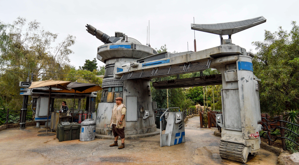 A Review of Star Wars: Rise of the Resistance At Disneyland, CA